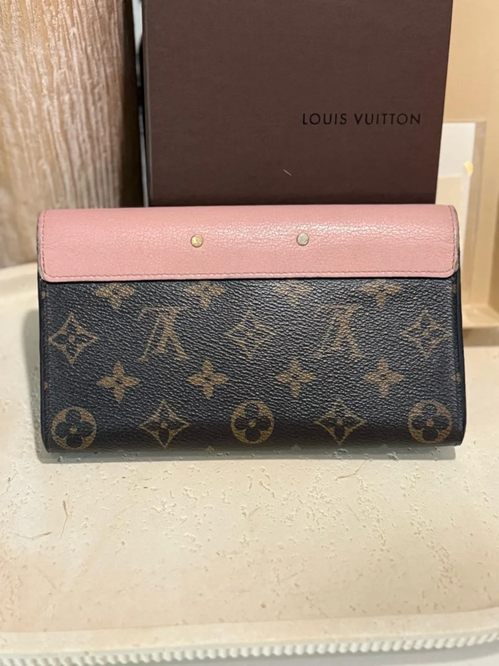 Louis Vuitton Pallas Wallet: Rose Ballerina - Picture 7 of 15